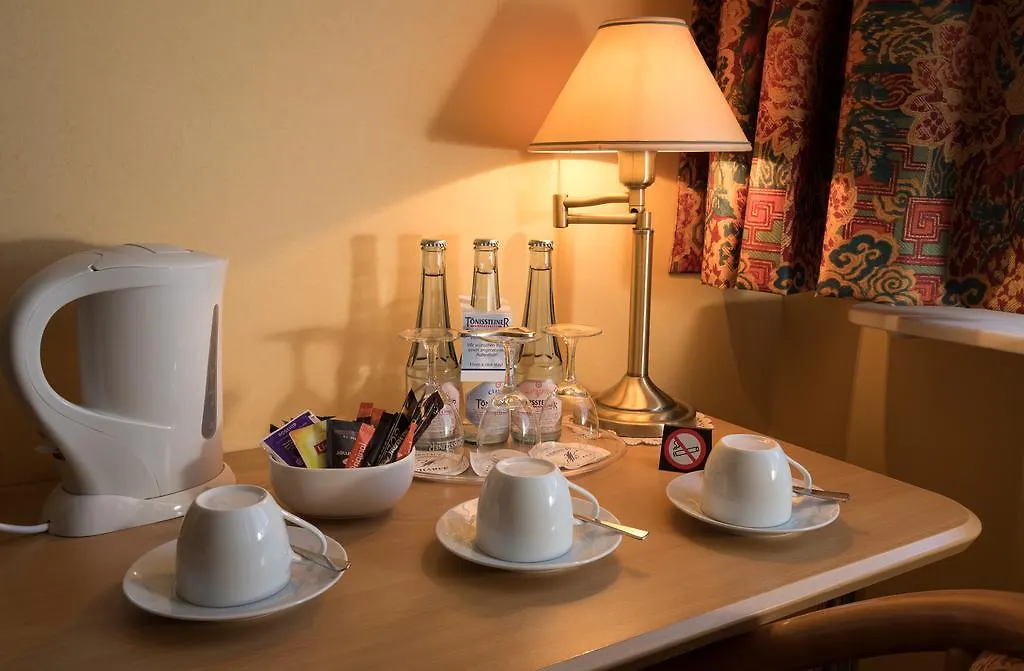 Hotel Scharff 贝尔多夫